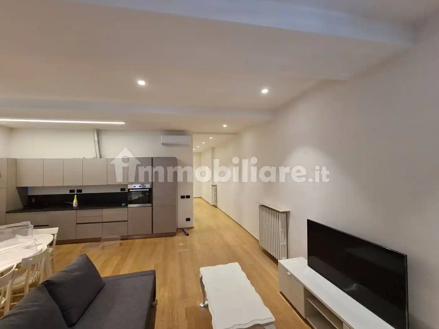 Trilocale corso Giuseppe Garibaldi, Centro Storico, Reggio Emilia - foto 4