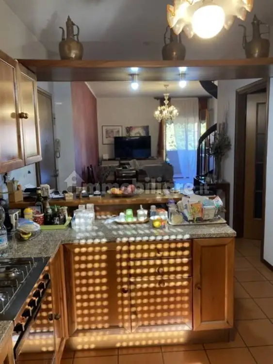 Quadrilocale via Nicolò Biondo 10, Centro, Castelnuovo Rangone - foto 5