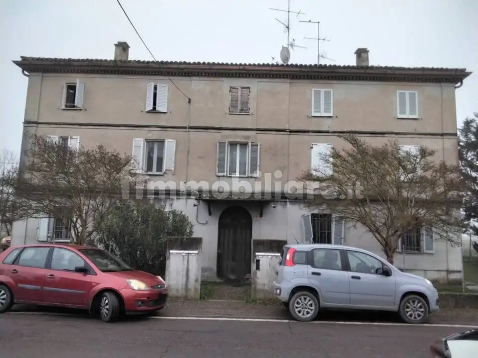 Appartamento in asta a Campagnola Emilia