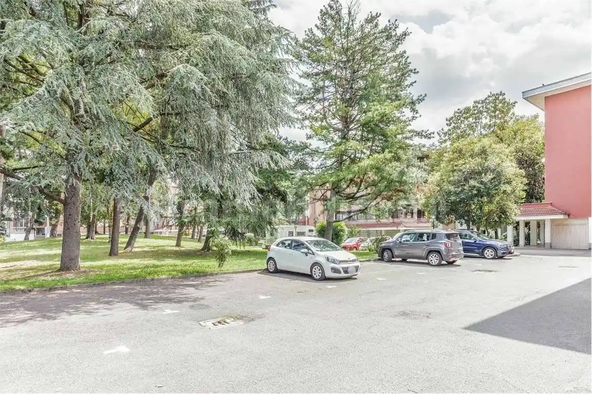 Trilocale via padre banfi, Passirana - Biringhello, Rho - foto 2