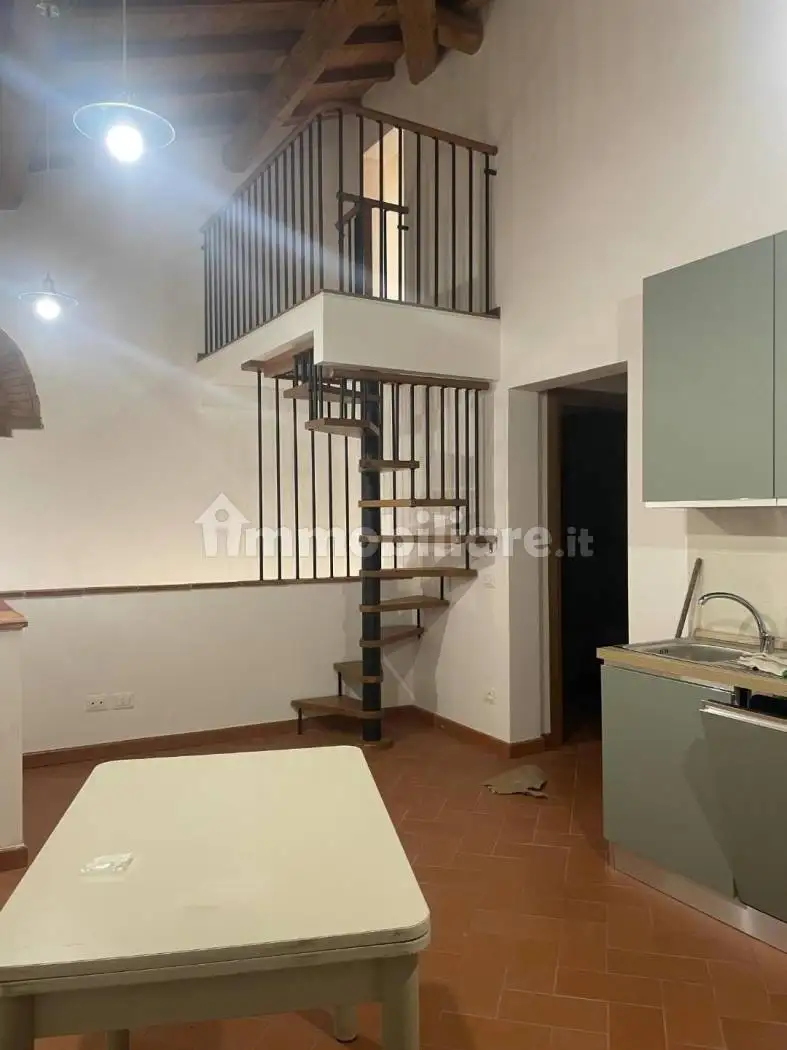 Casa indipendente in affitto a San Giuliano Terme