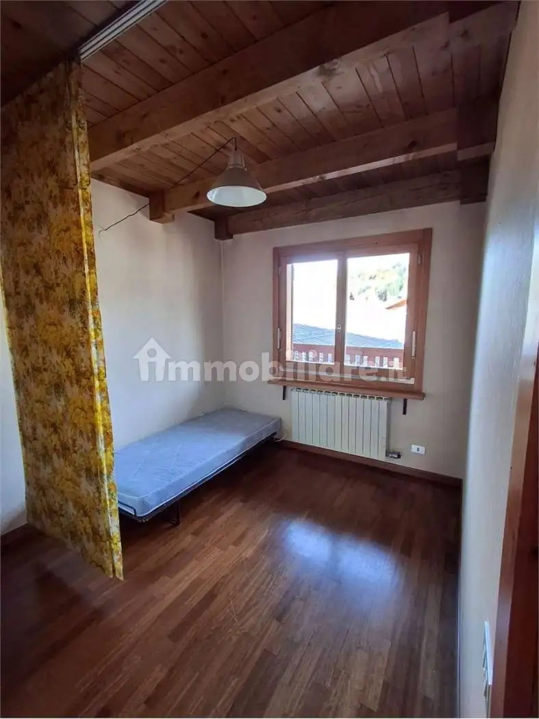 Trilocale via Generale Sibille , 1, Centro, Cesana Torinese - foto 3