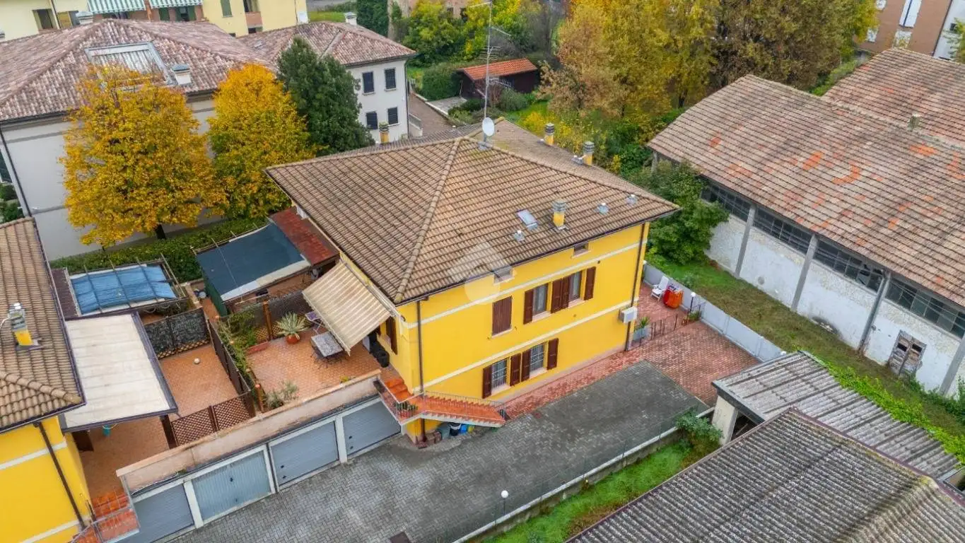 Appartamento viale Manzoni 20, Centro, Castelnovo di Sotto - foto 4