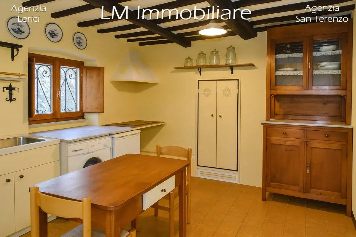 Appartamento in vendita a Lerici