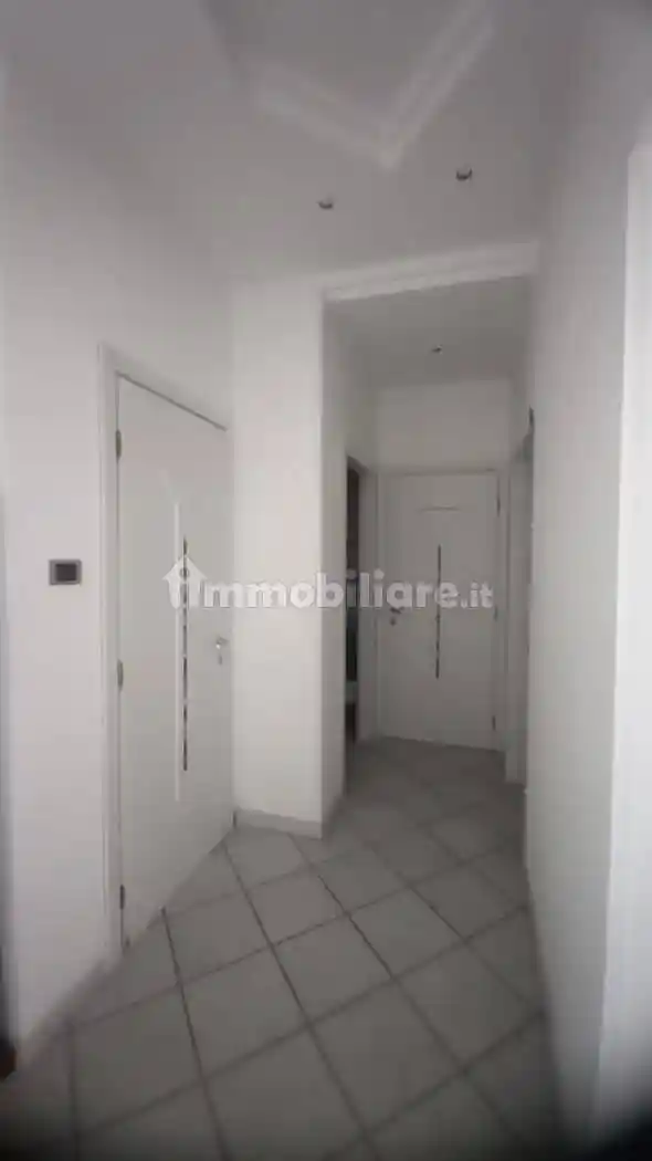 Trilocale via Caduti sul Lavoro 1, Corso Trieste, Caserta - foto 2