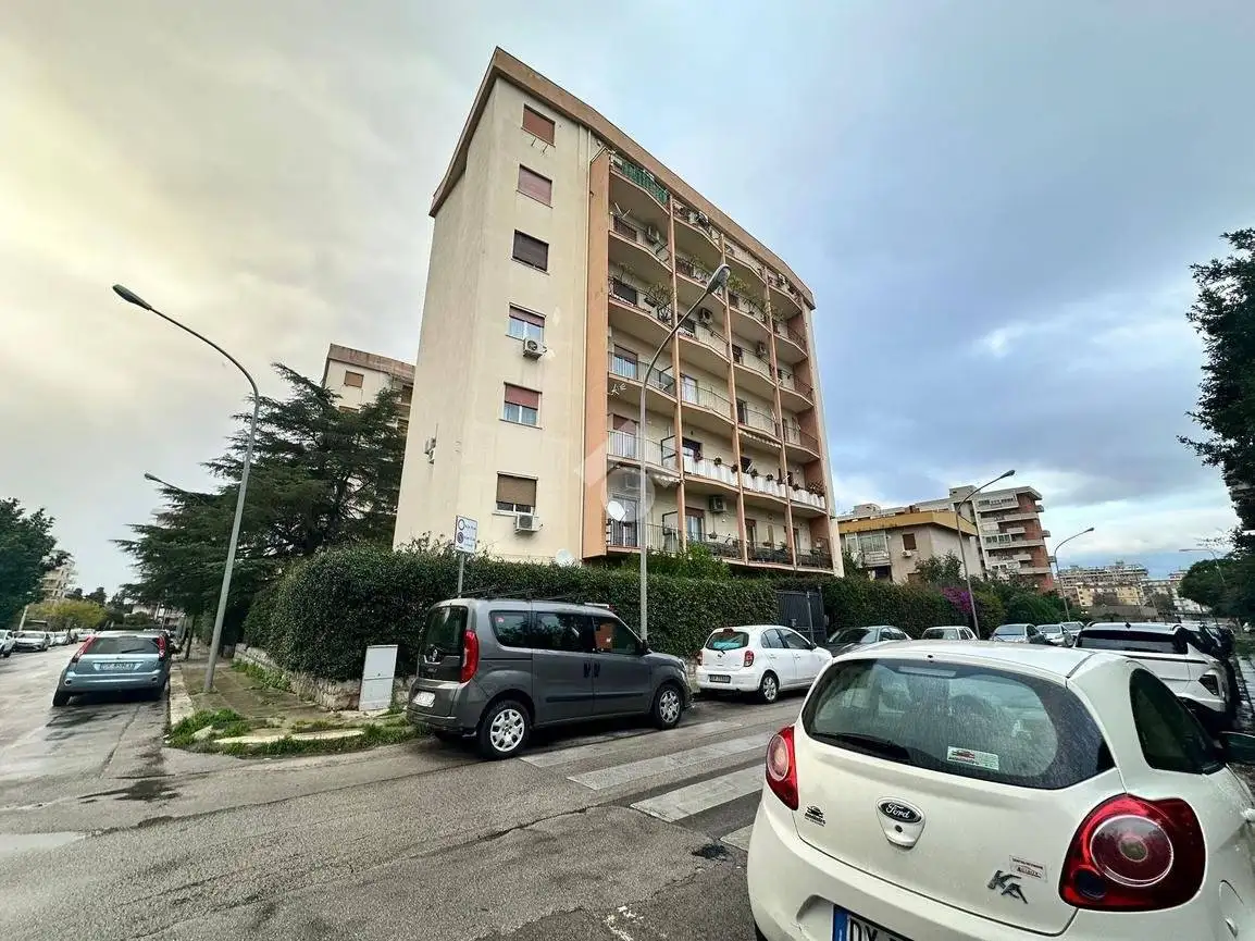 Appartamento in vendita a Palermo