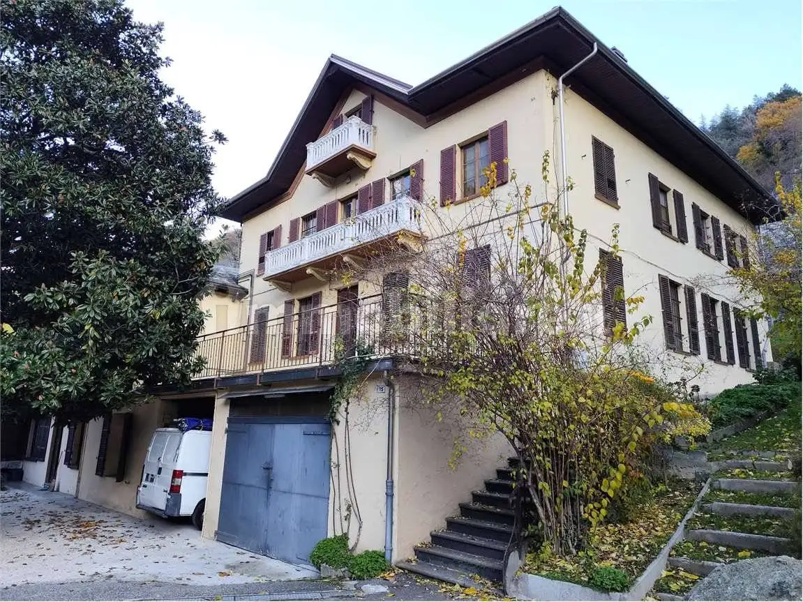 Quadrilocale via Caduti per la Libertà, Centro, Verrès - foto 2