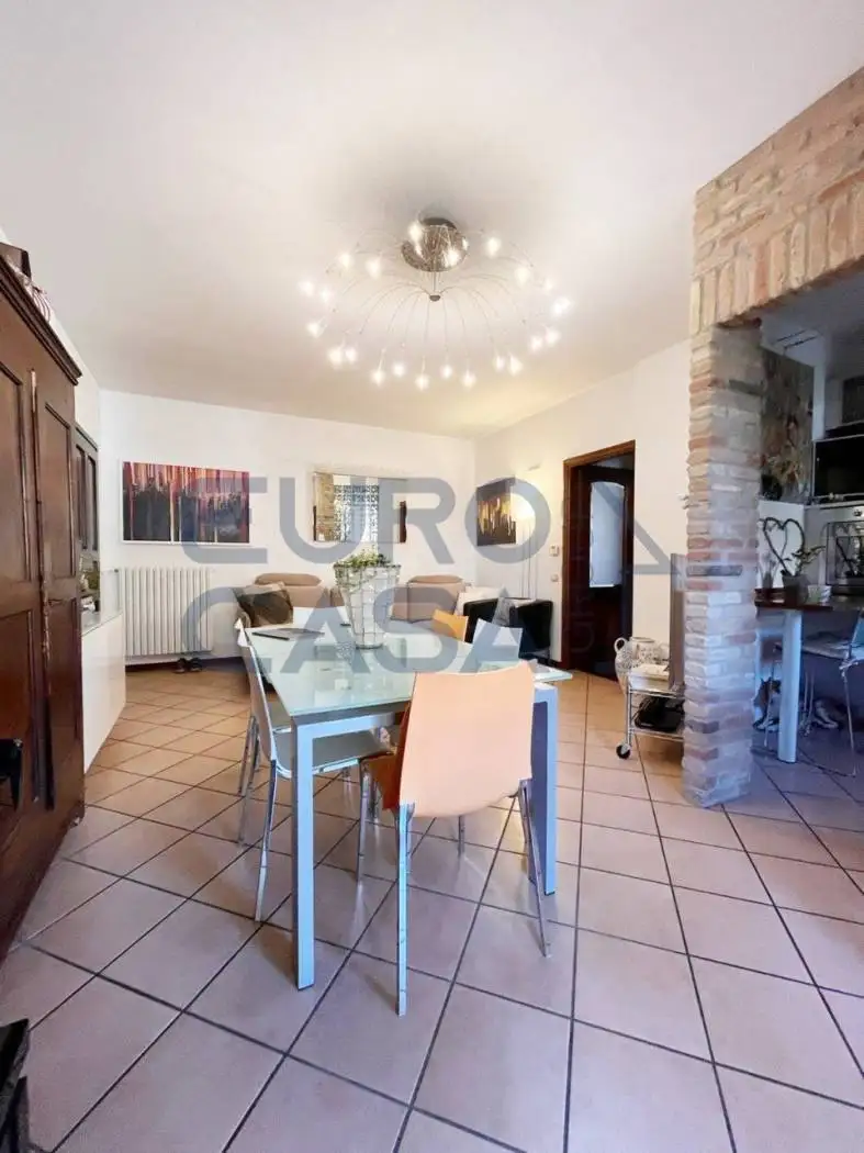 Trilocale ottimo stato, piano rialzato, Castellarano - foto 4