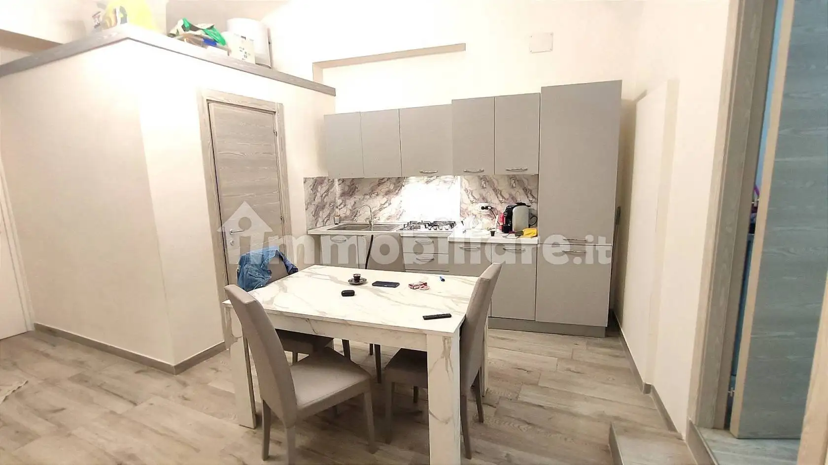 Appartamento in vendita a Napoli