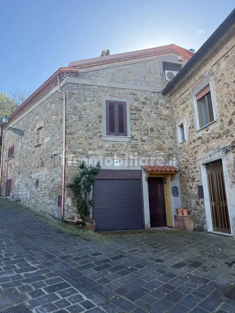 Villetta a schiera in vendita a Laureana Cilento