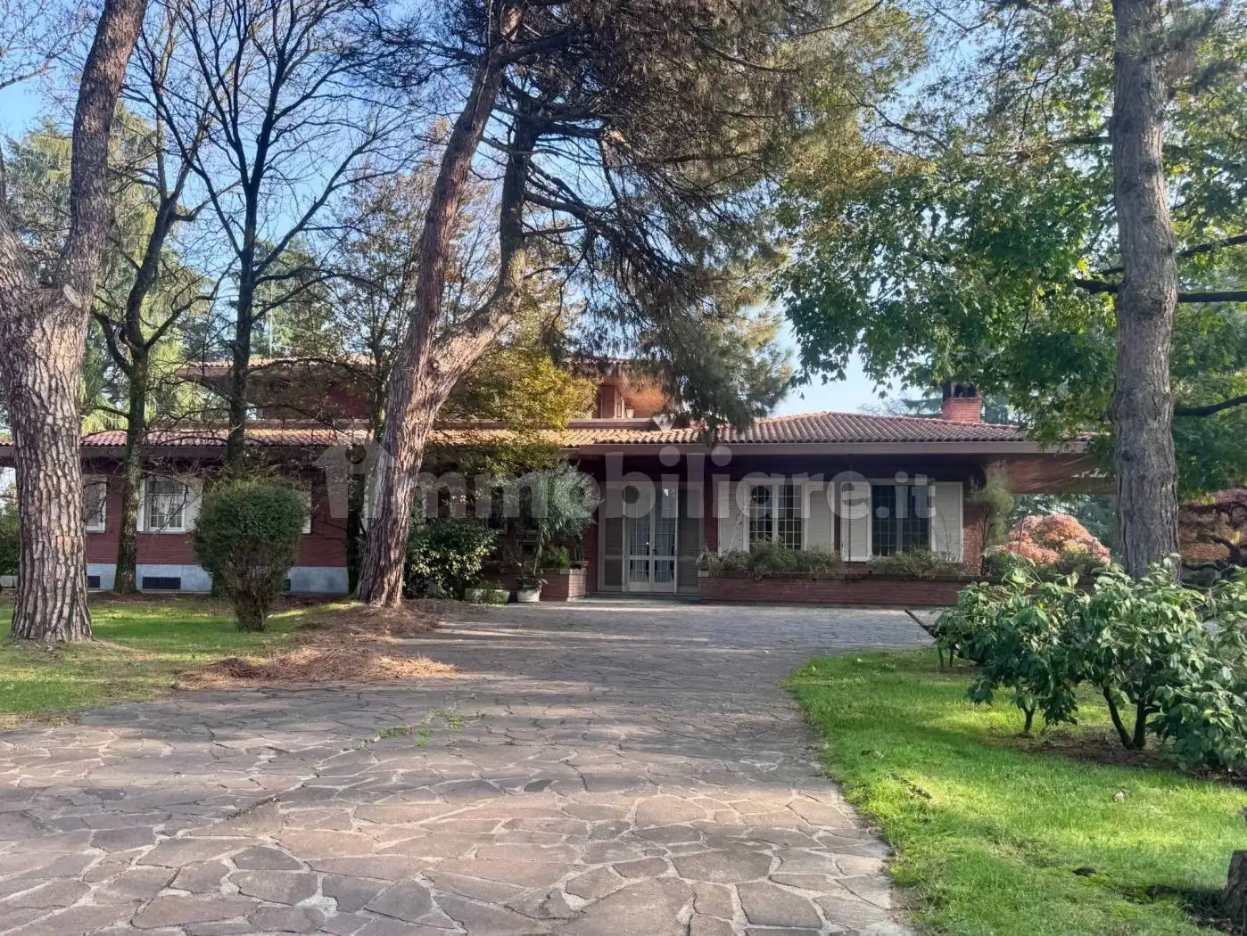 Villa in vendita a Pavia