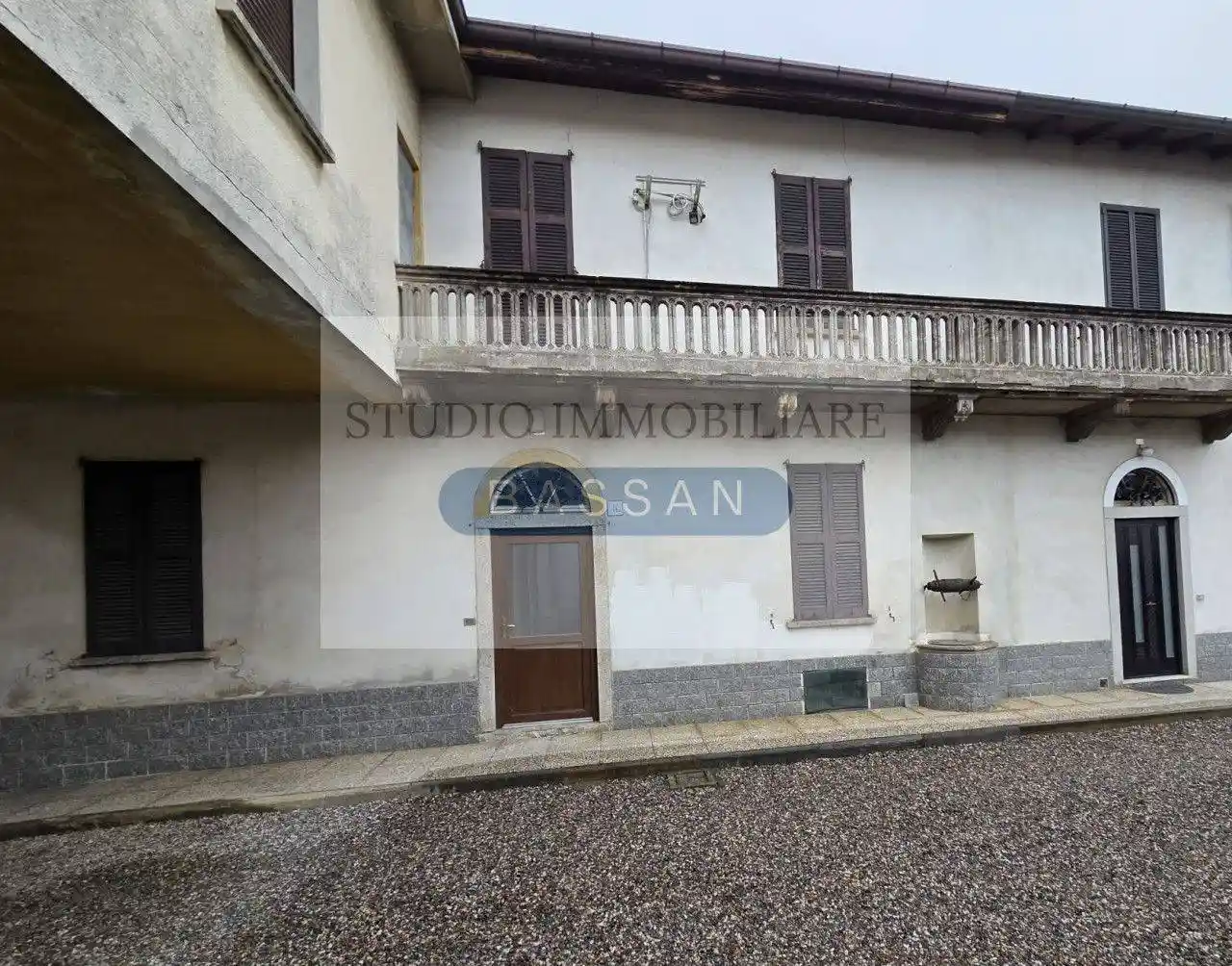 Trilocale via Vittorio Veneto 6, Centro, Carnago - foto 5