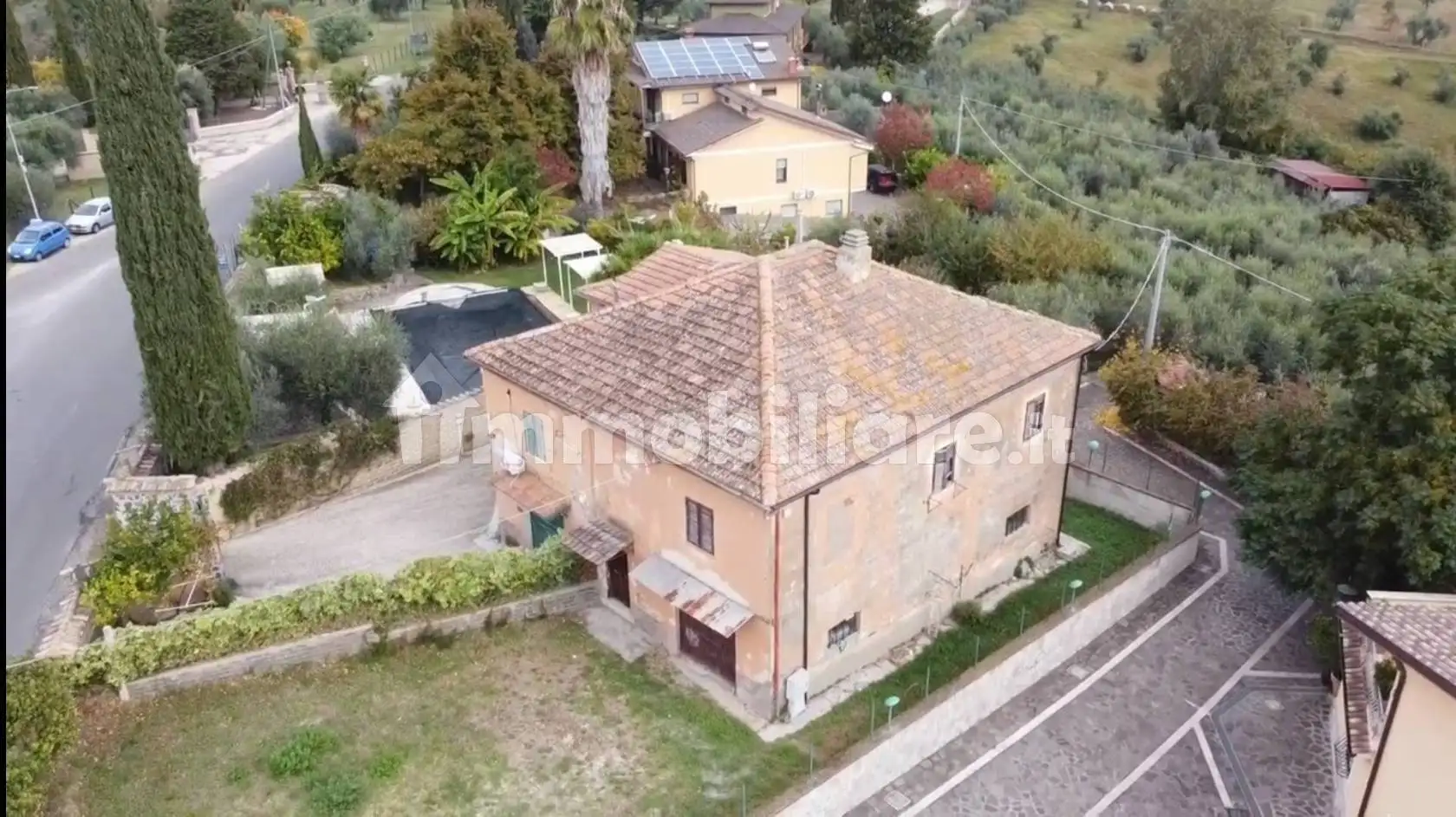 Palazzo - Edificio in vendita a Tarano