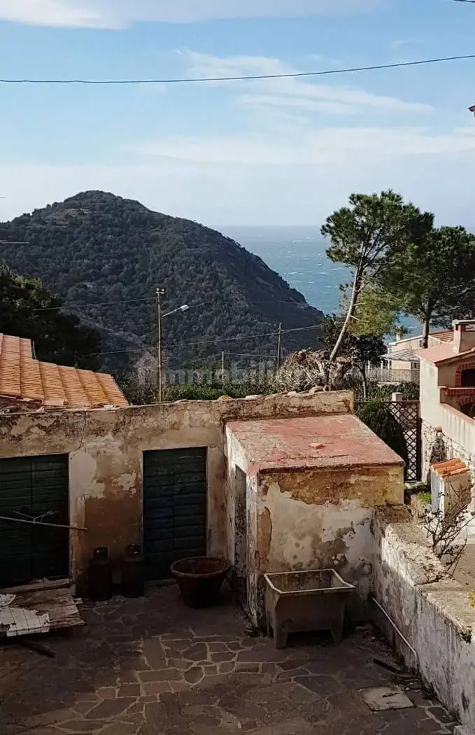 Rustico - Casale in vendita a Marciana