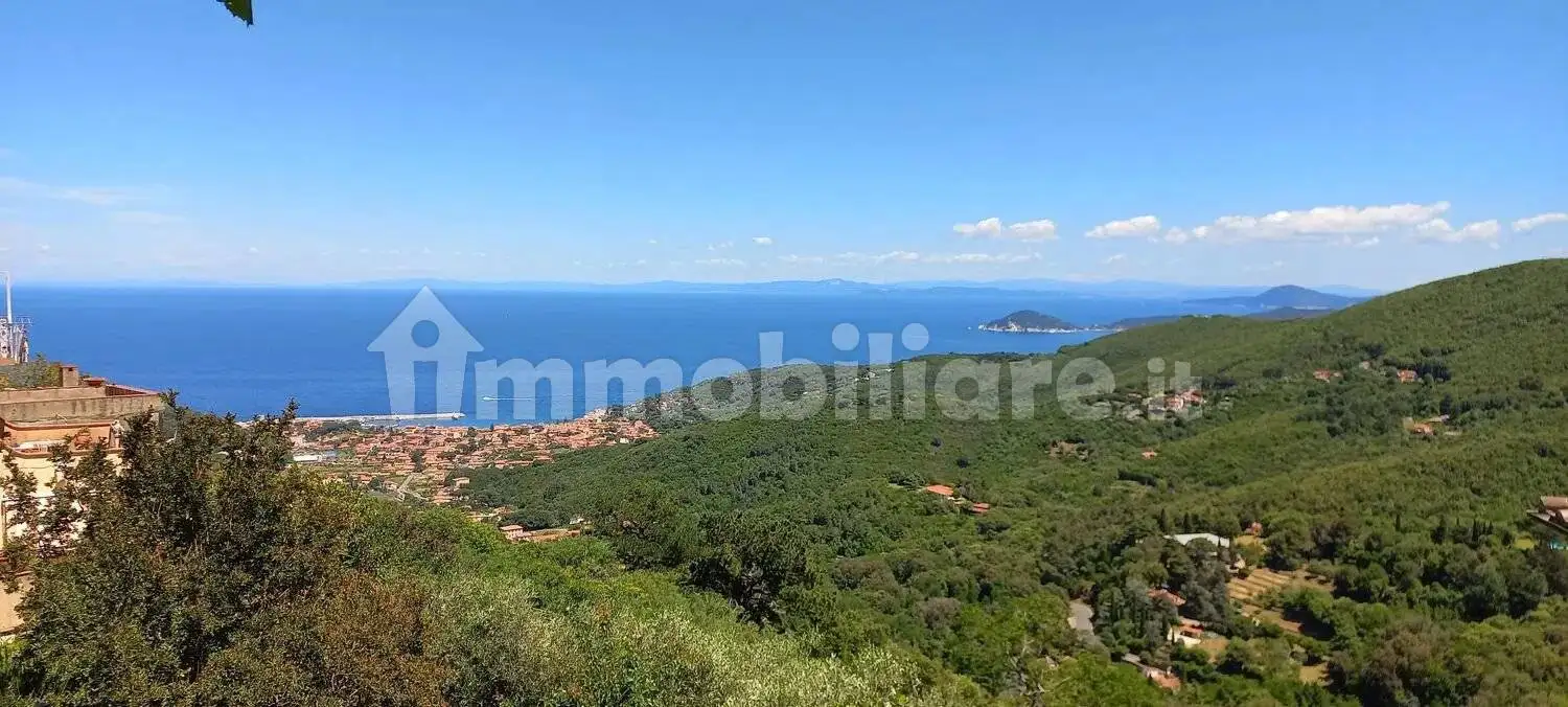 Appartamento in vendita a Marciana