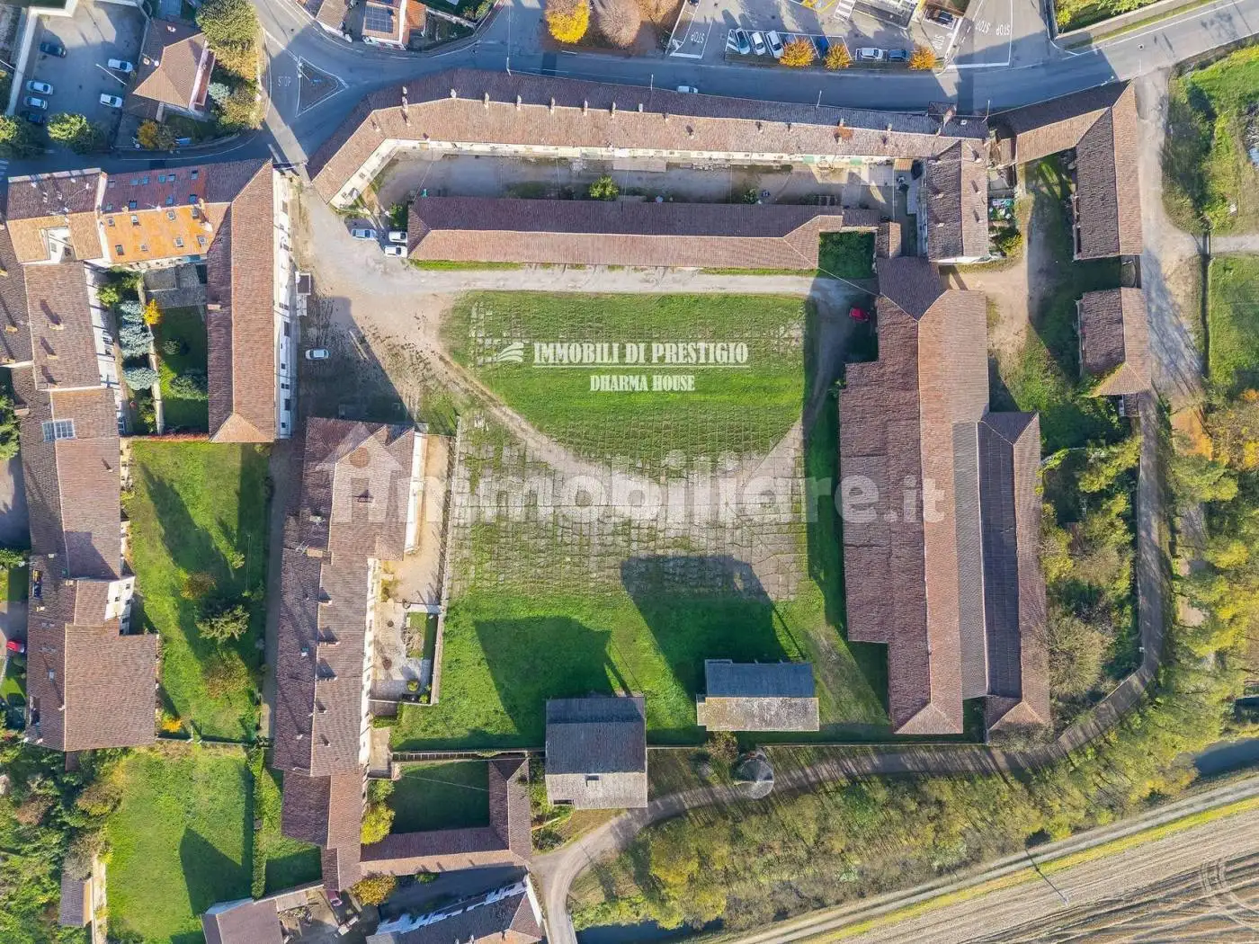 Rustico - Casale in vendita a Corteolona e Genzone