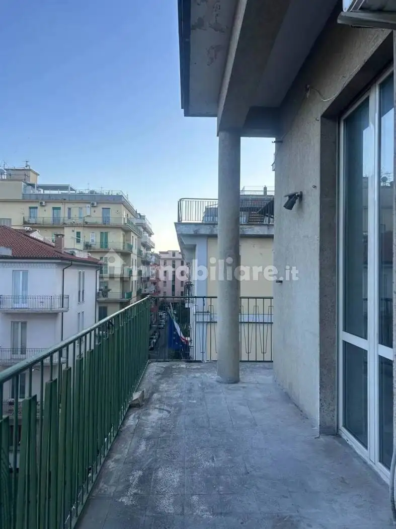 Appartamento in vendita a Salerno