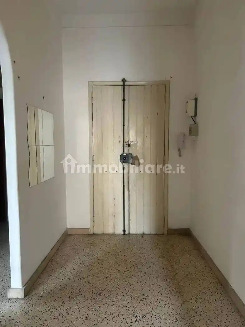 Quadrilocale da ristrutturare, terzo piano, Carmine, Salerno - foto 2