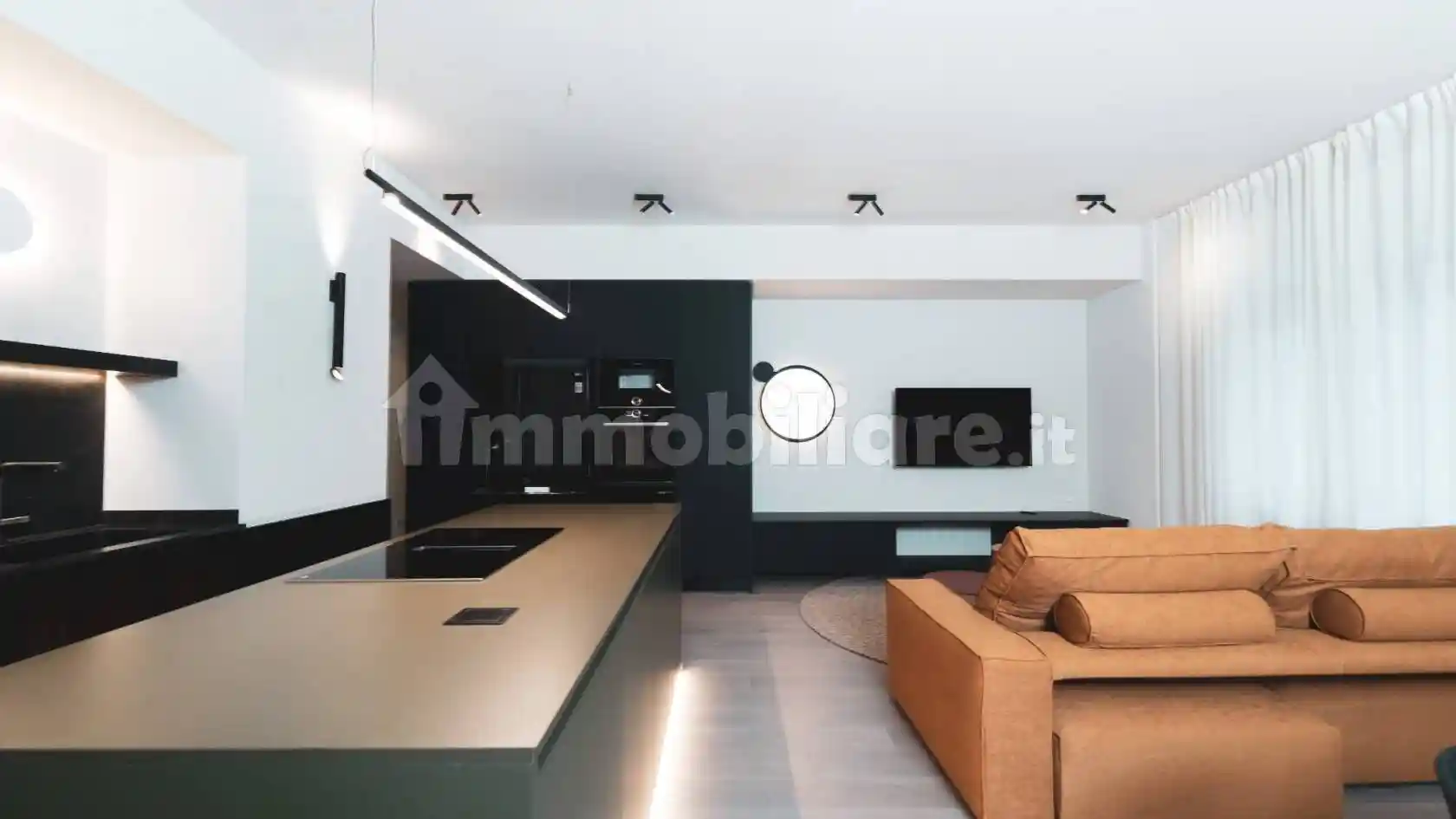 Trilocale via San Salvatore Corte Regia 4, Centro Storico, Verona - foto 5