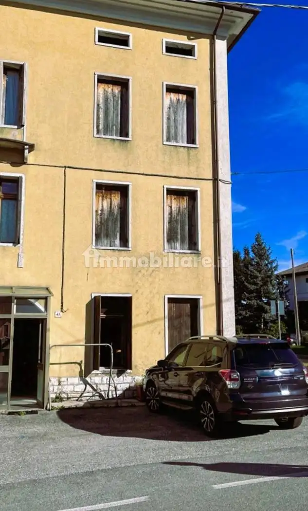 Casa indipendente in vendita a Ponte nelle Alpi