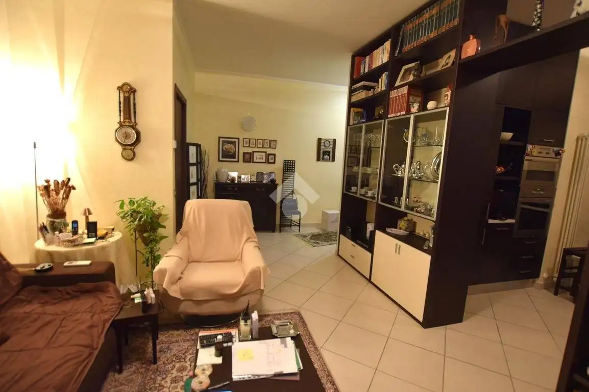 Trilocale ottimo stato, secondo piano, Centro, Cassina de' Pecchi - foto 2