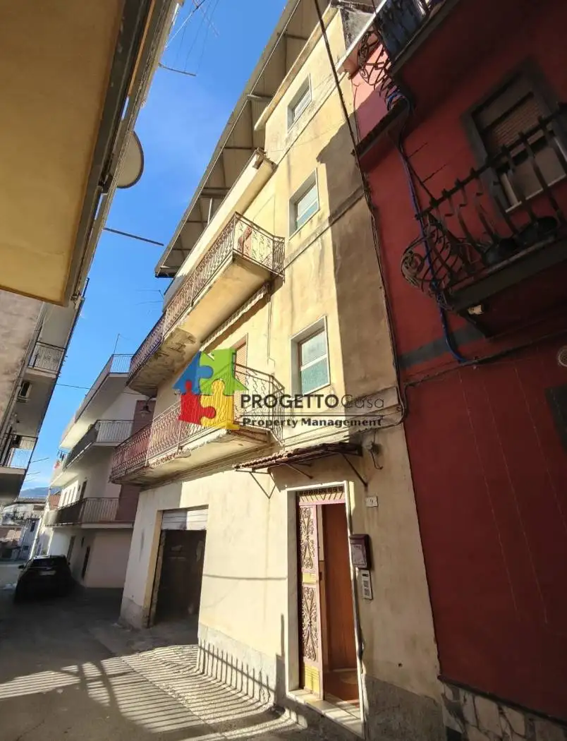 Casa indipendente in vendita a Gaggi