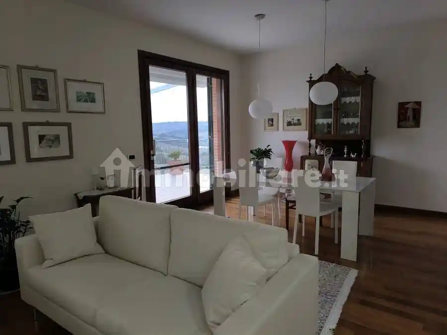 Villa unifamiliare, ottimo stato, 290 m², Candia, Ancona - foto 3