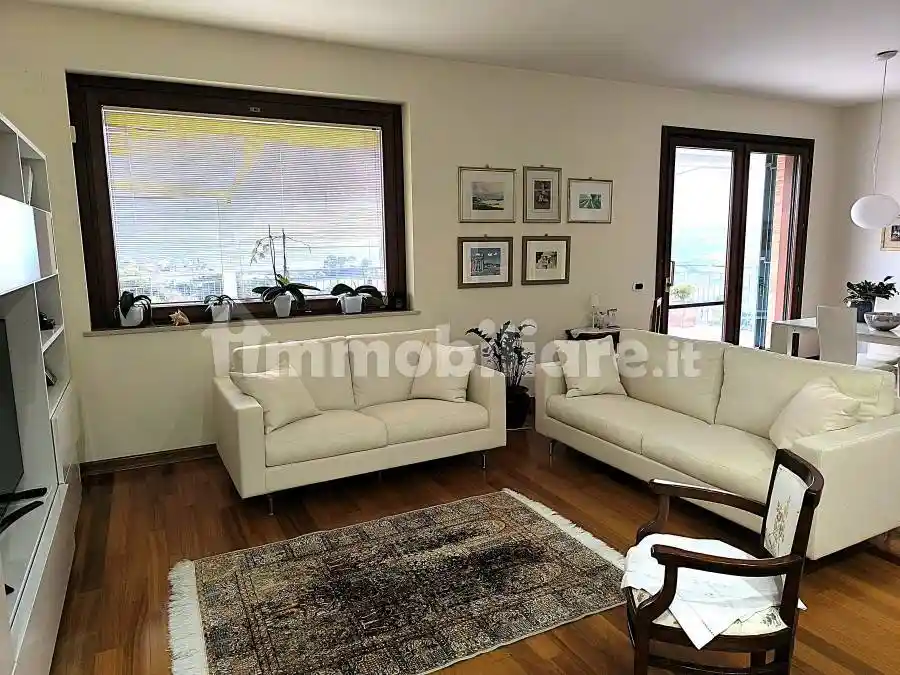 Villa unifamiliare, ottimo stato, 290 m², Candia, Ancona - foto 4