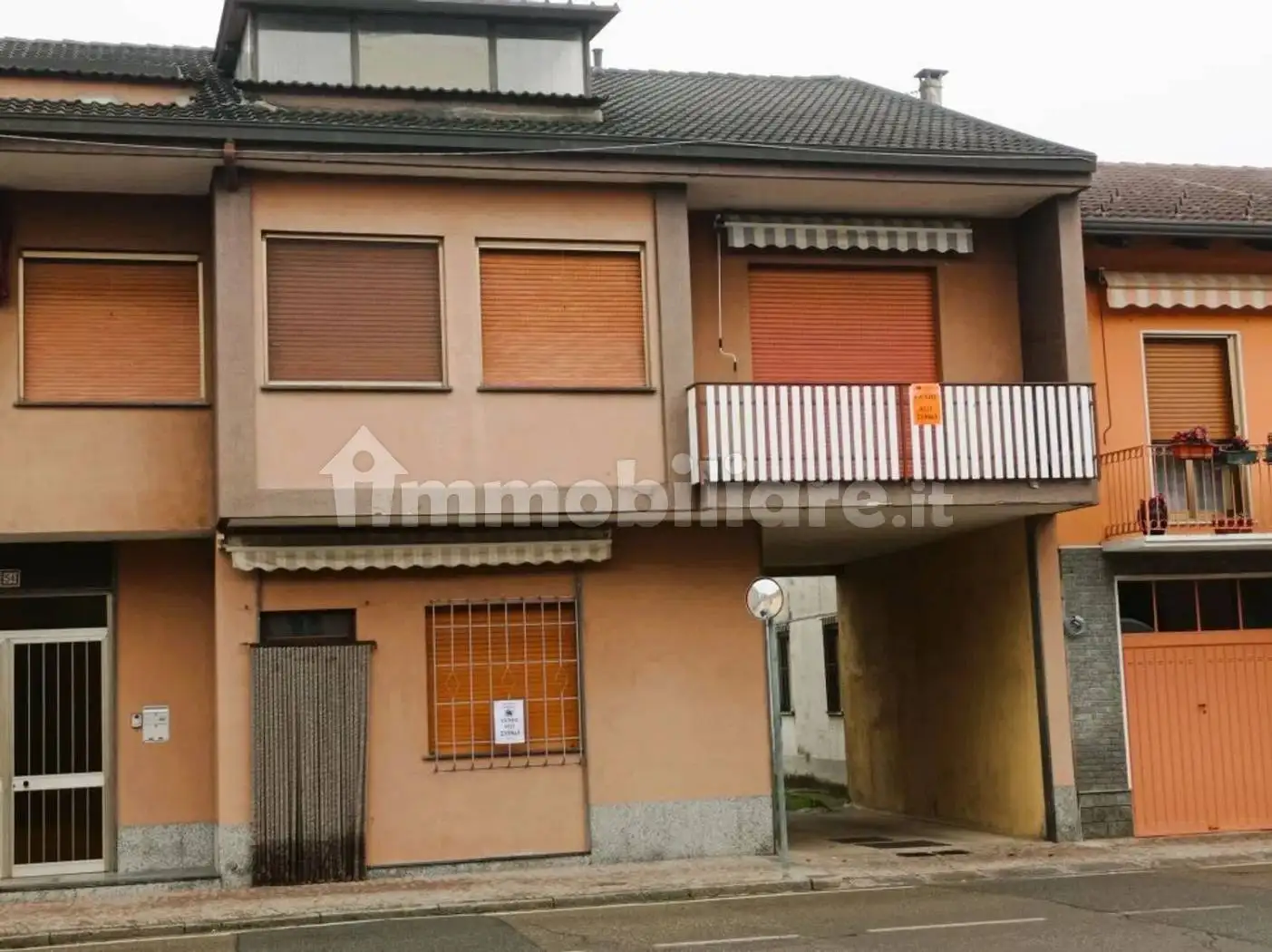 Villa in vendita a Villata