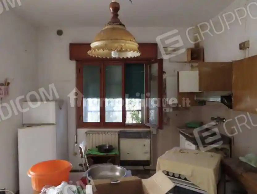 Palazzo - stabile all'asta via Camisotti, 4 e 5, Corbola - foto 2