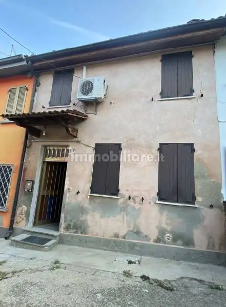 Casa indipendente all'asta via Bugno, 10, Dosolo - foto 2