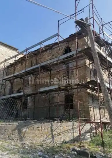 Casa indipendente in asta a Terenzo