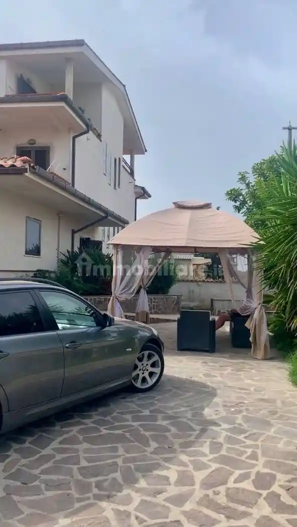 Villa bifamiliare via Lago di Garda 5, Cioccati, Zucchetti, Nettuno - foto 3