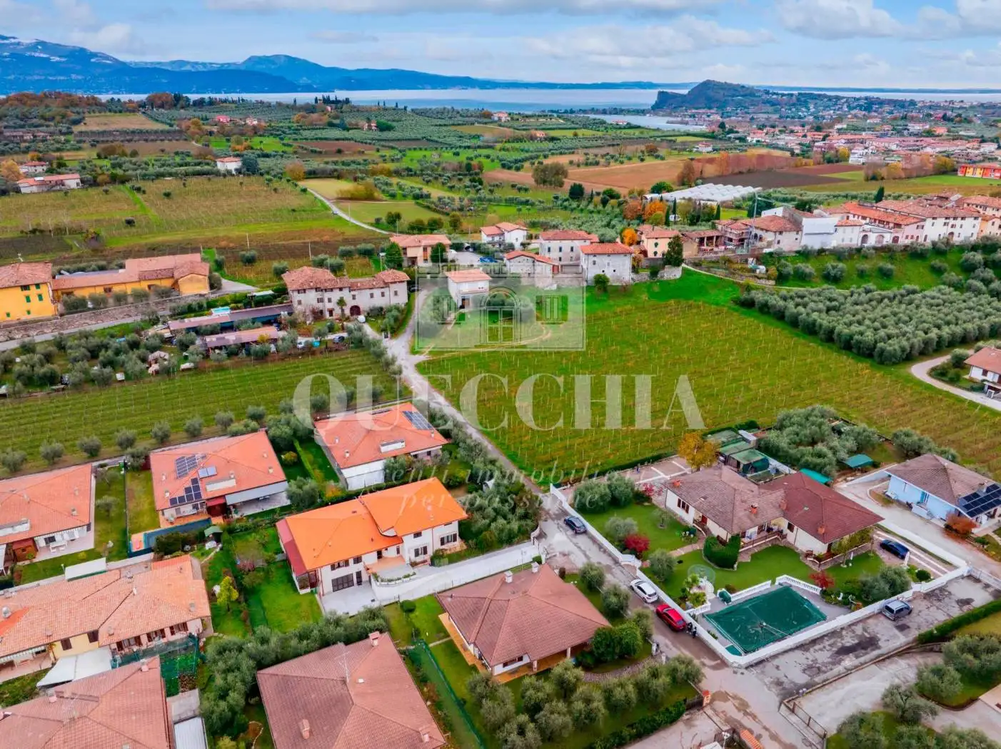 Villa in vendita a Puegnago sul Garda