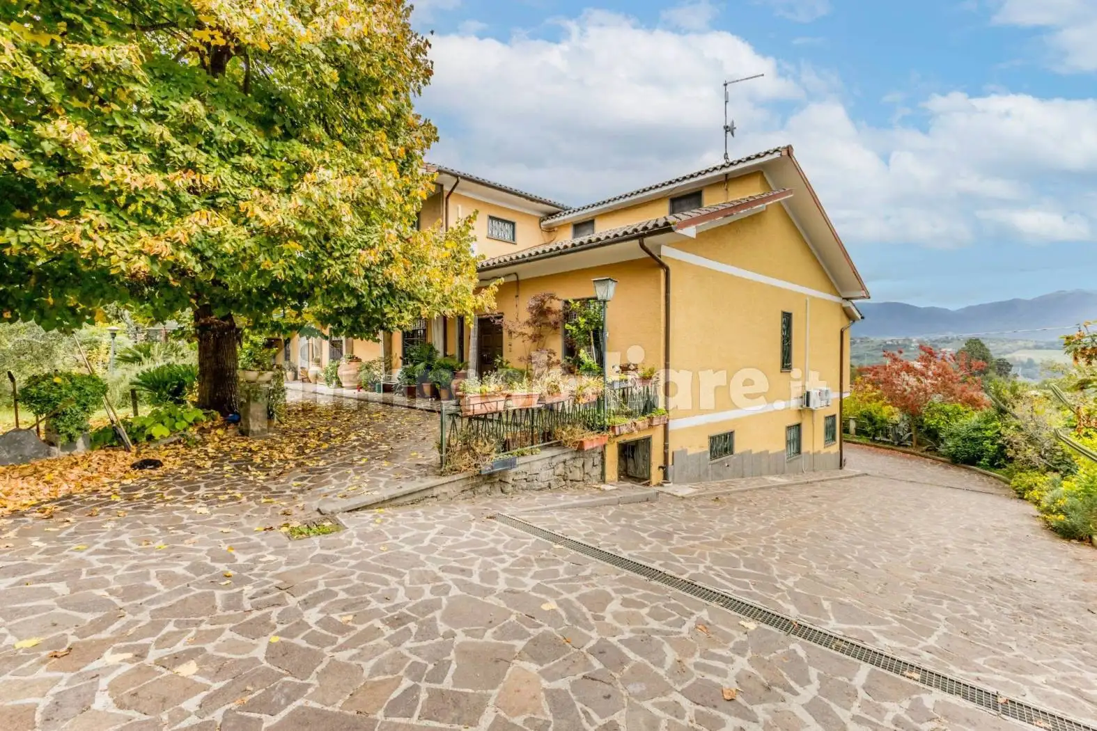 Villa in vendita a Tarano