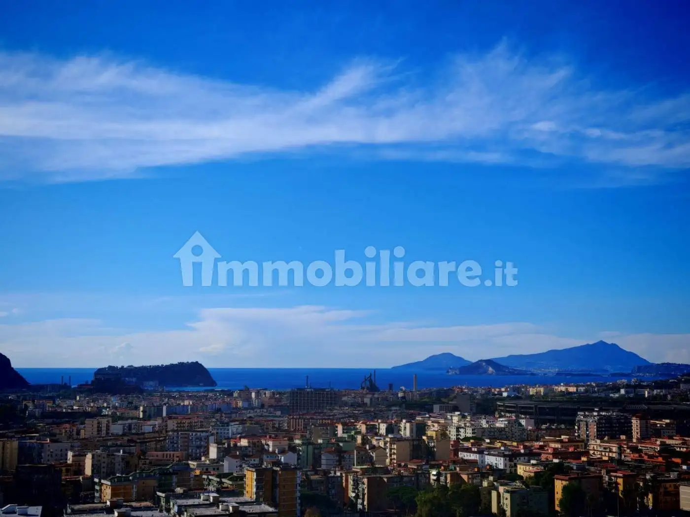 Appartamento in affitto a Napoli