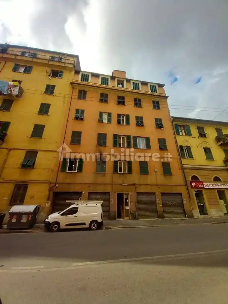 Appartamento in vendita a Genova