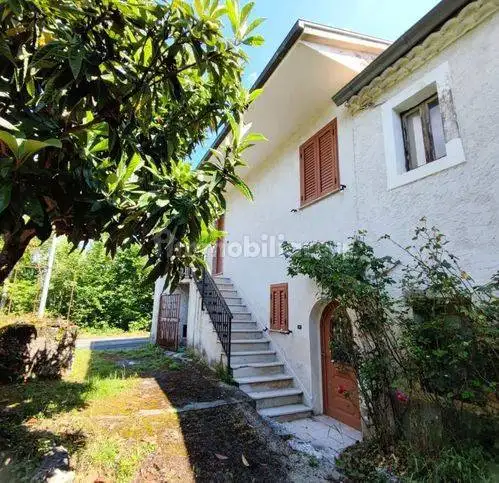 Villa a schiera 5 locali, buono stato, Casalvieri - foto 2