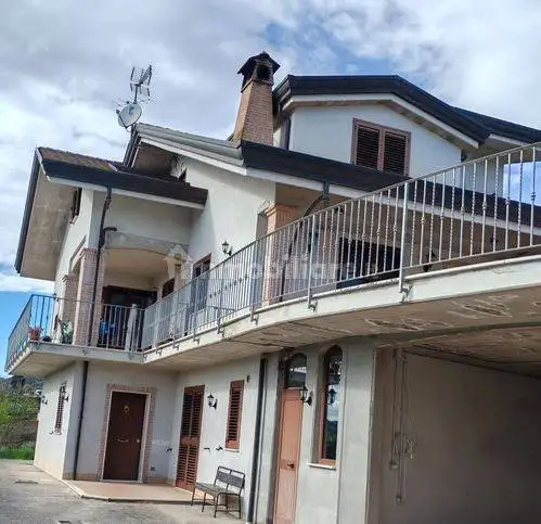 Villa unifamiliare, buono stato, 280 m², Boville Ernica - foto 2