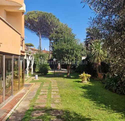 Casa indipendente in affitto a Fiumicino