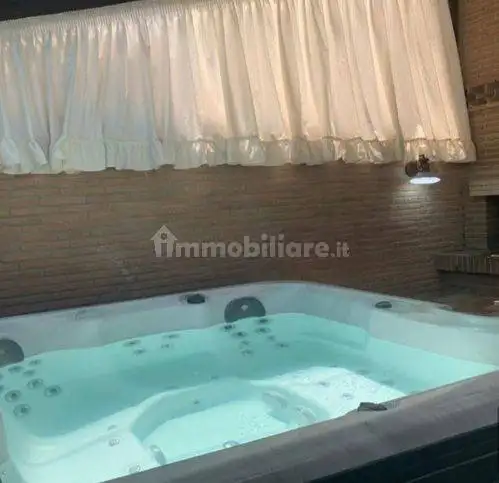 Villa in affitto a Roma