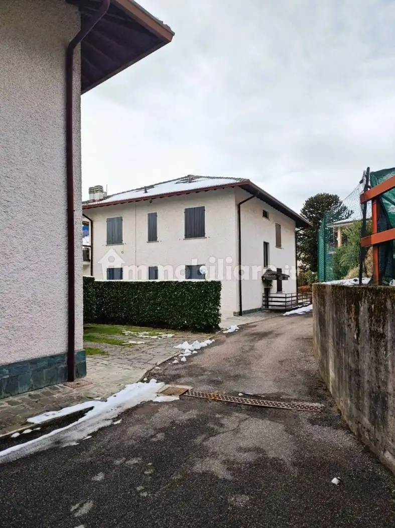 Quadrilocale via Mario Rigamonti 19, San Fedele Intelvi, Centro Valle Intelvi - foto 3