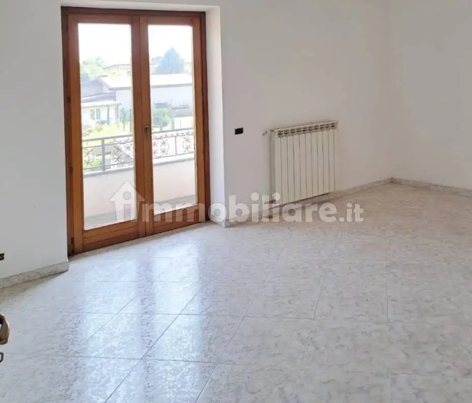 Appartamento in vendita a Castelletto Sopra Ticino