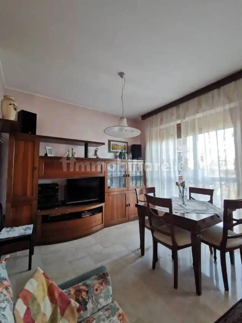 Trilocale via Boito 4, Varedo - foto 2