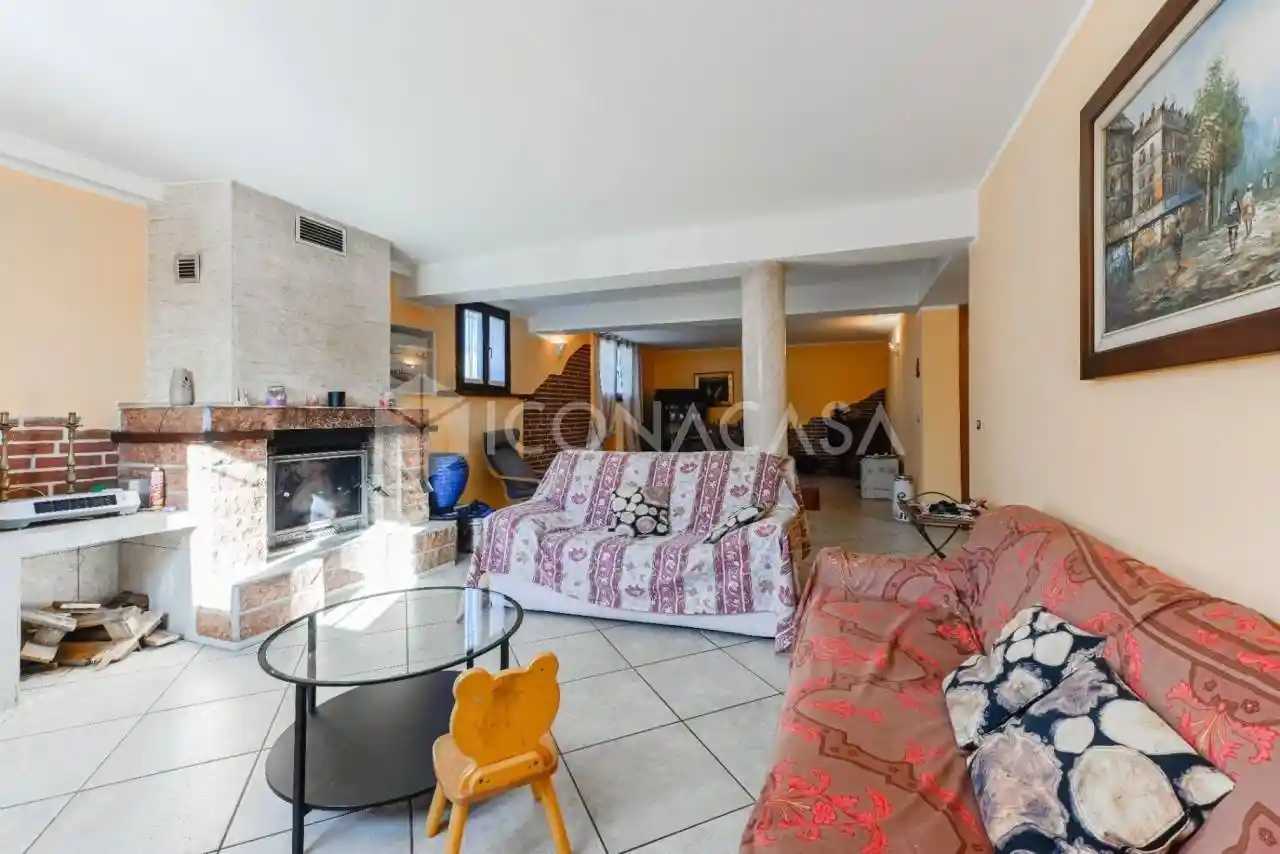 Villa unifamiliare via Alagna 124, Centro, Garlasco - foto 4