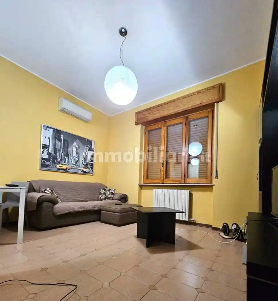 Bilocale via Giuseppe Garibaldi 7, Centro, Lugagnano Val d'Arda - foto 3