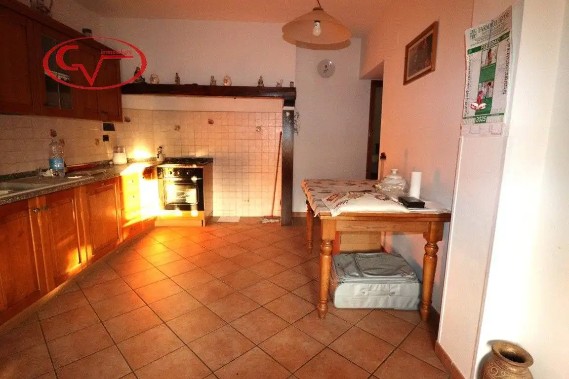 Appartamento in vendita a Montevarchi