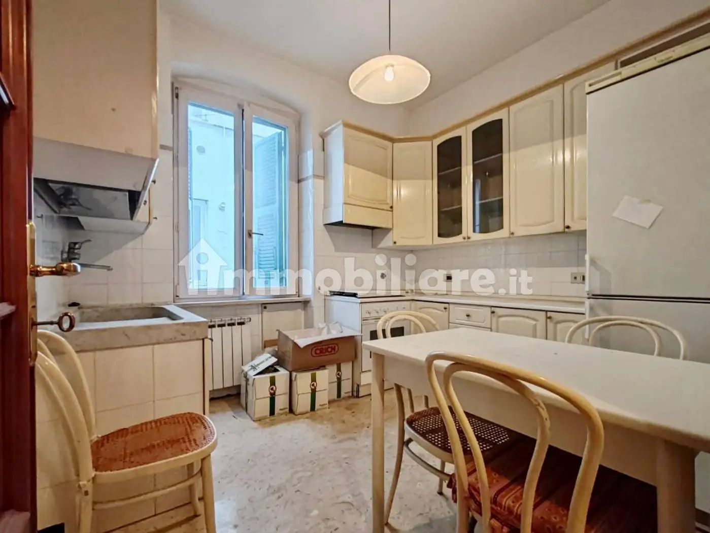 Appartamento in vendita a Genova