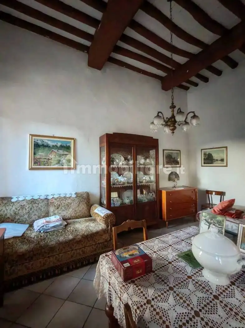 Villa in vendita a Pistoia