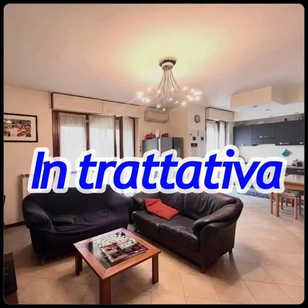 Appartamento in vendita a Garbagnate Milanese